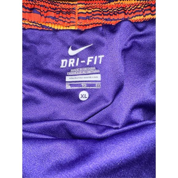Nike Running Shorts - Picture 4 of 4
